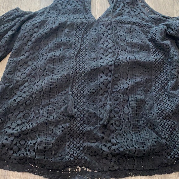 Dressy Black Laced Long Sleeve - Picture 3 of 4